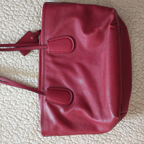 Coach Taxi tote in Red - Picture 3 of 10